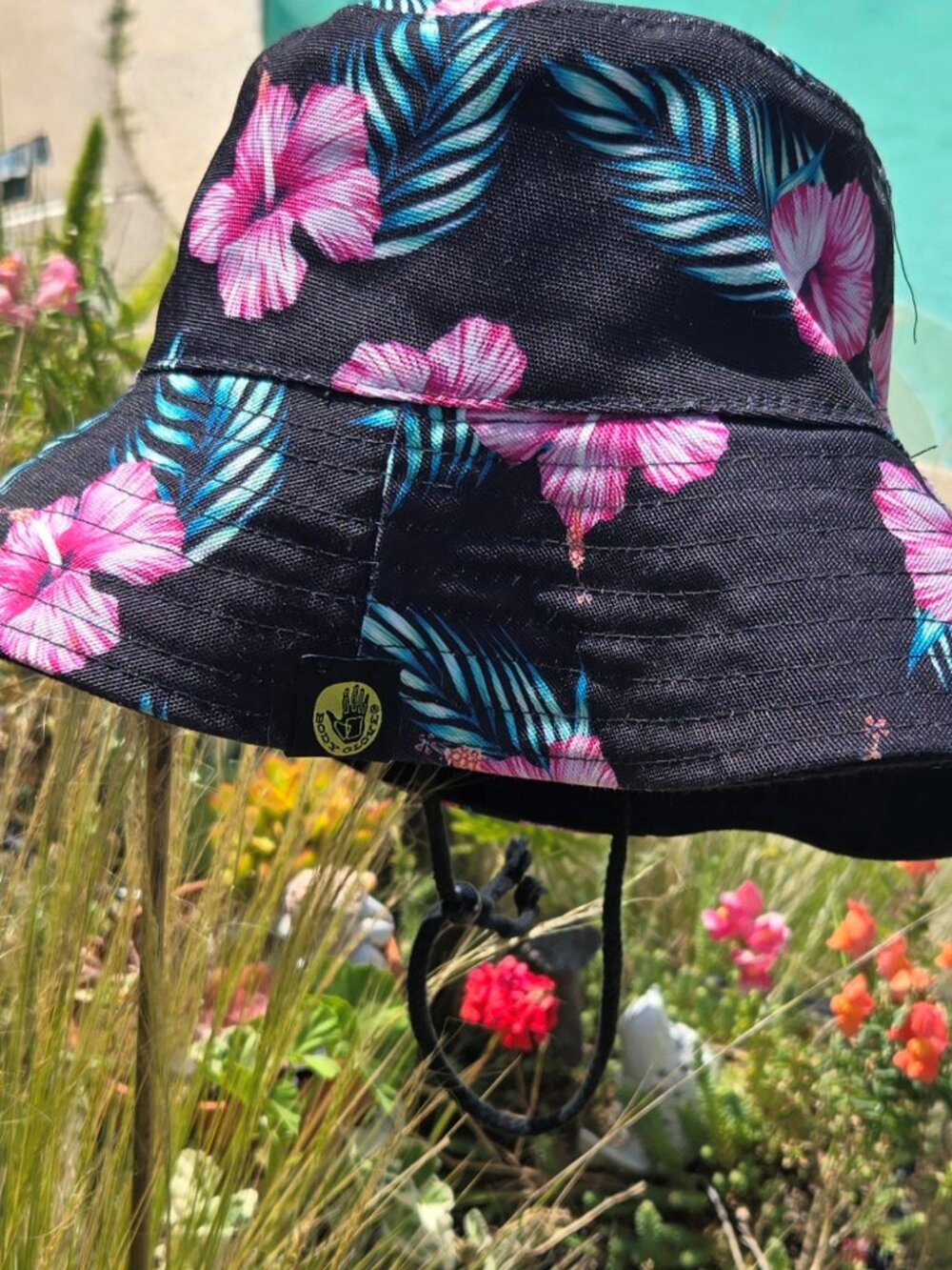 BODY GLOVE Black Floral Tropical Hawaiian Style Bucket Hat NWOT
